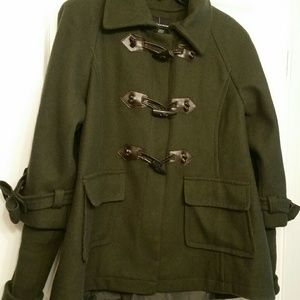 Gorgeous wool pea coat!